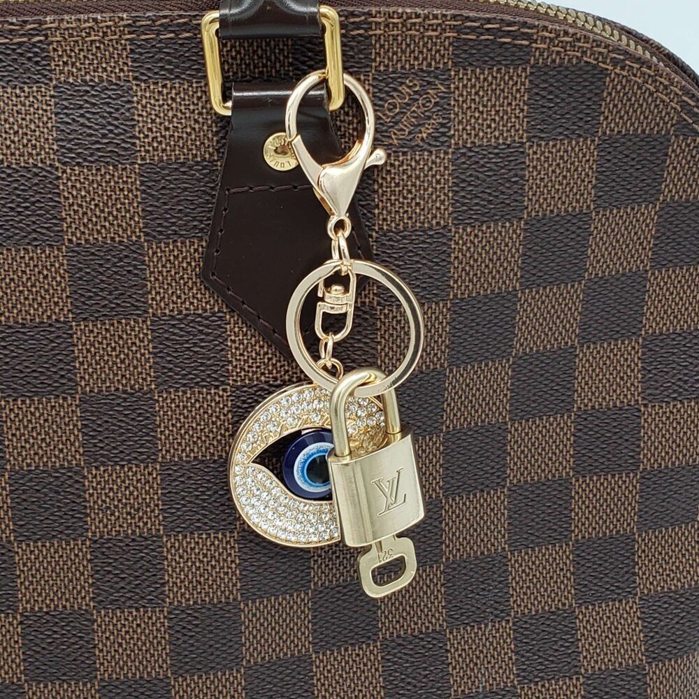Authentic LV Gold Padlock & Key 🔑 Designer Charm w/ Unbranded Evil Eye Keychain - Picture 7 of 7